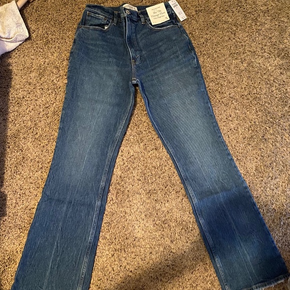 Abercrombie & Fitch Denim - The 70’s Vintage Flare Ultra High Rise
